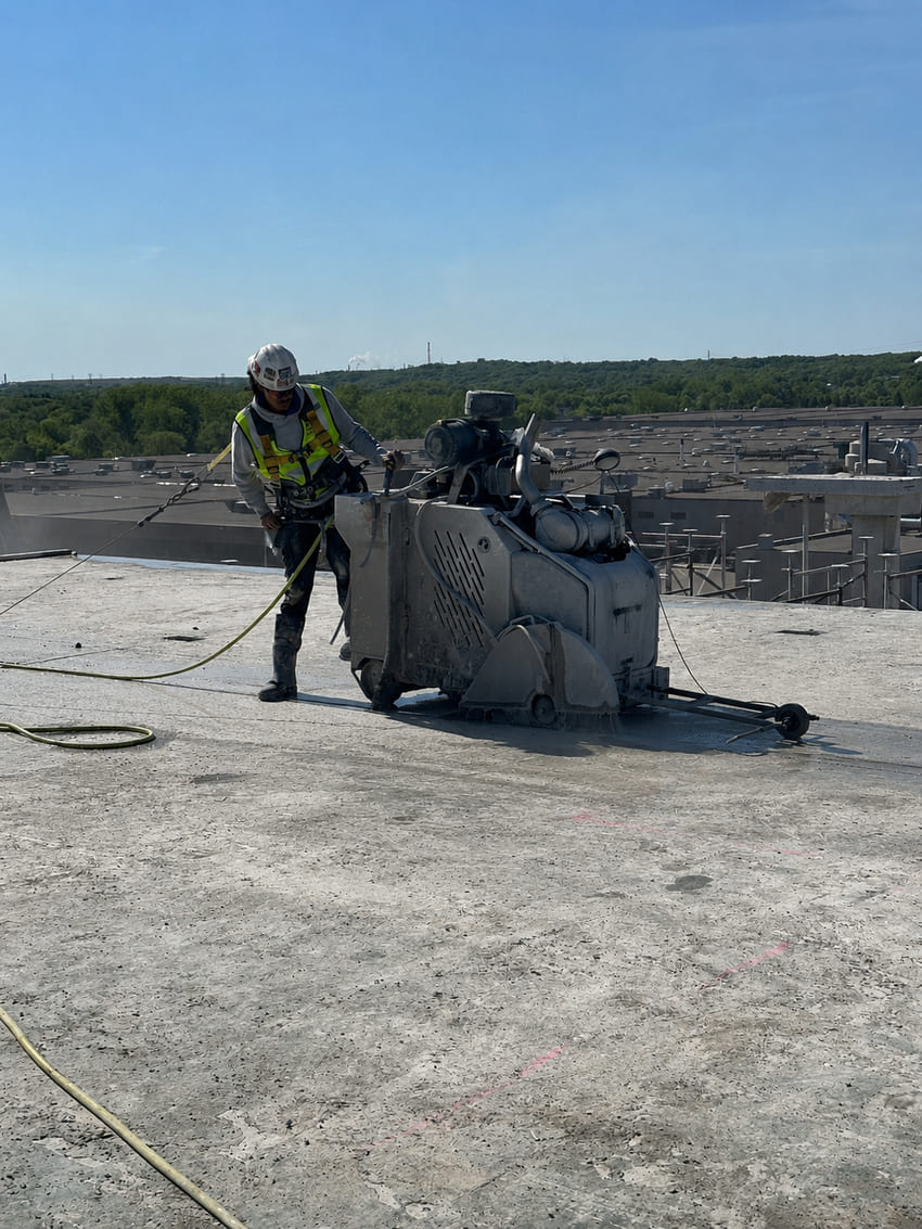 Flat Sawing for Demanding Jobsite Conditions